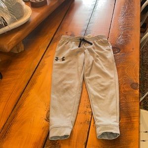 Euc youth xs under armour drawstring sweatpants nice think material